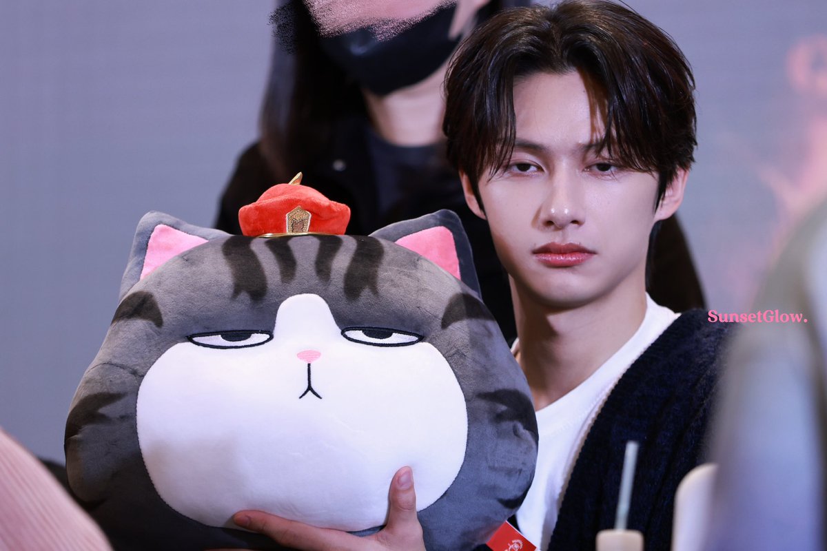 hui_kittycat's tweet image. this honestly might be my favourite jun picture