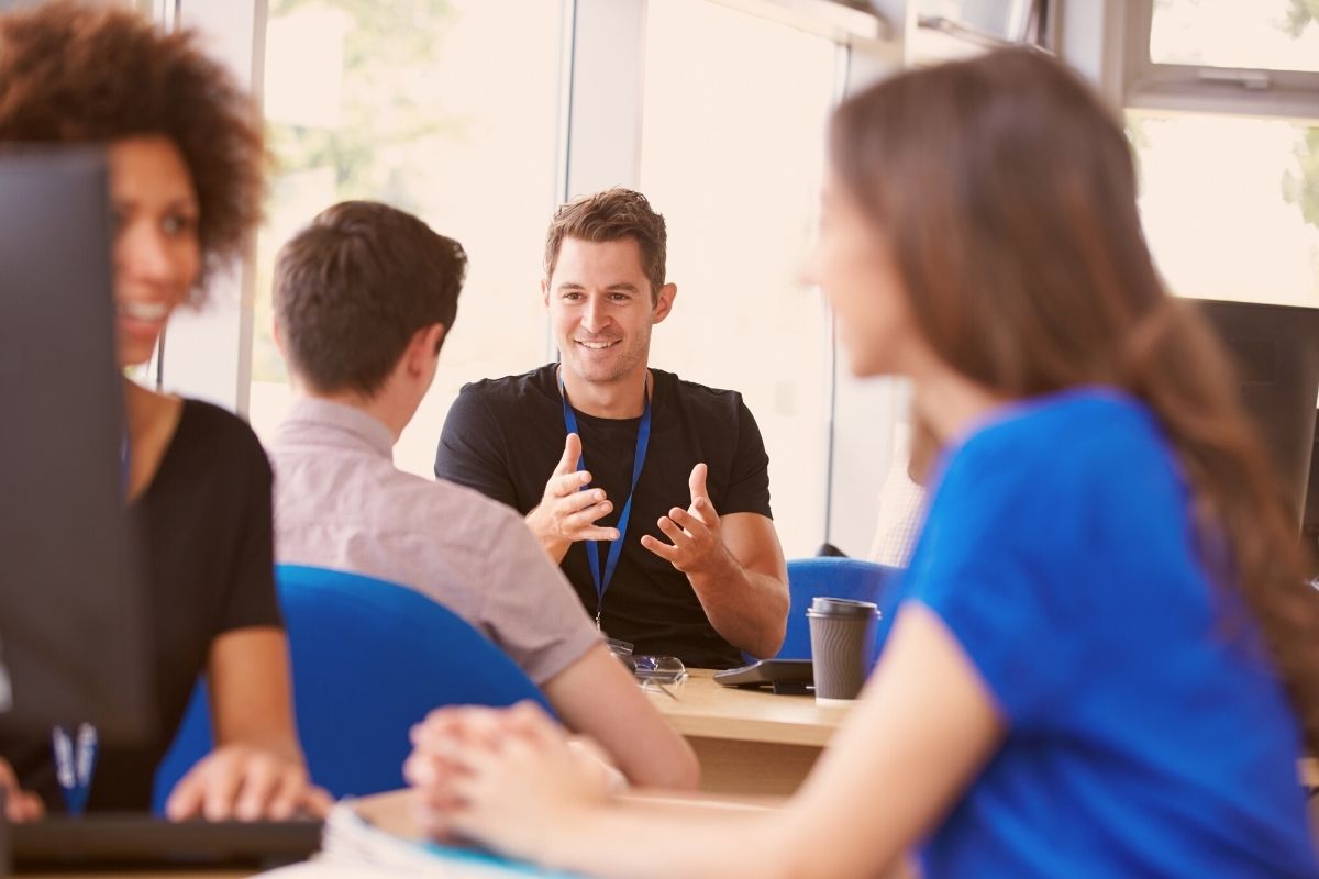 Is PR worth the investment for your business? By focusing your efforts on what aligns with your business goals, you can maximize the impact of your PR campaigns and make a lasting impression: bit.ly/42ePY4N