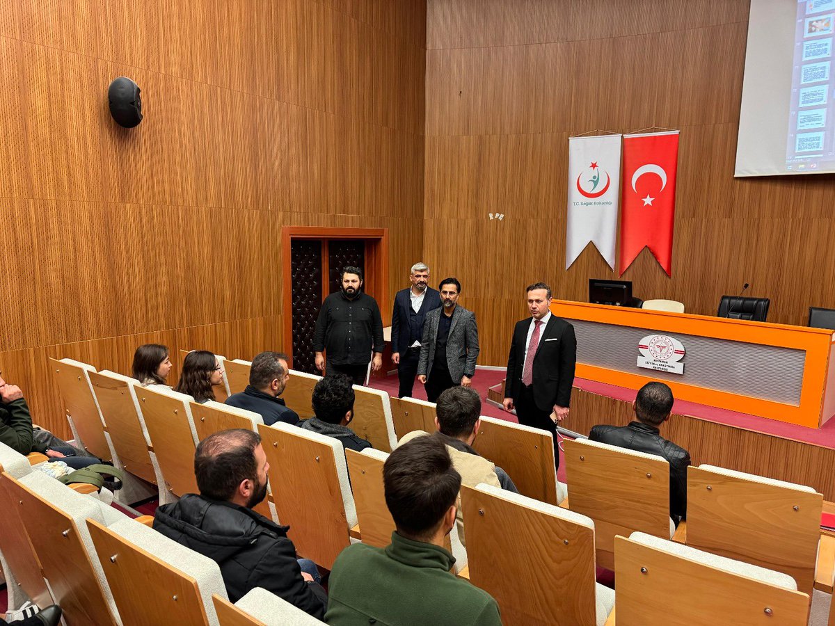 adiyamaneah's tweet photo. Hastanemizde ‘Yoğun Bakım Hemşireliği’ Sertifika Programı başladı.
Hastanemizde 2025 yılının ilk eğitim programı olarak Yoğun Bakım Hemşireliği sertifikasyon programı başladı. https://t.co/JJMtdNqt4V