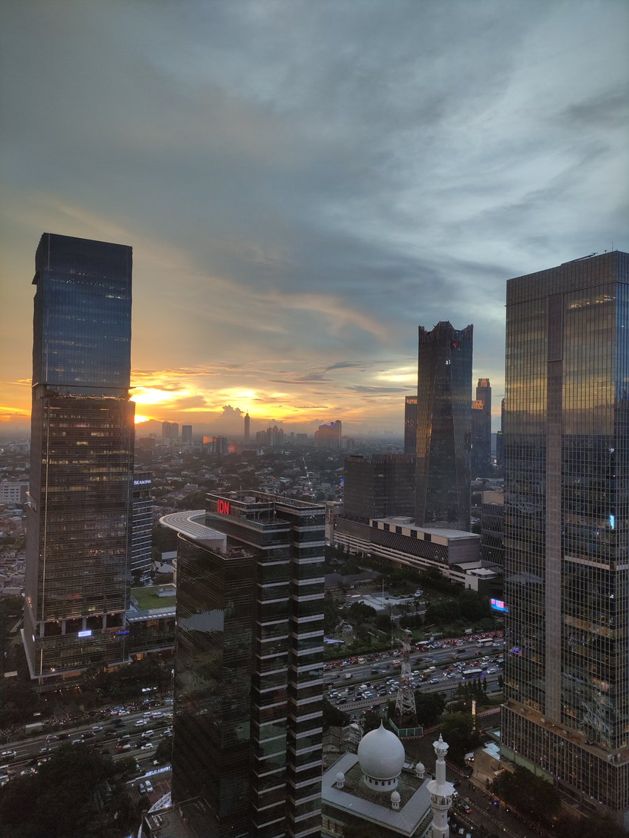 iriantomauduta's tweet photo. Jakarta https://t.co/K04fhjHSTr