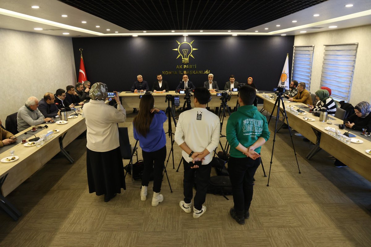 aktanitimkonya's tweet photo. İl Başkanımız Sayın Hasan Angı, yerel ve ulusal basın mensupları ile bir araya gelerek 17 Ocak Cuma günü gerçekleştireceğimiz 8. olağan il kongremize ilişkin açıklamalarda bulundu. https://t.co/rSah0MBJSF