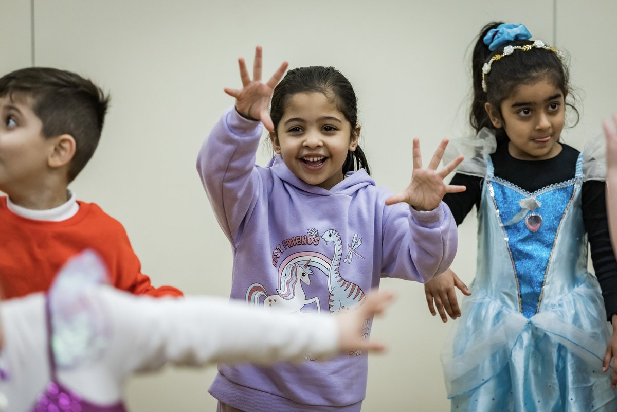 #Teachers do you work in Early Years? Want to improve your confidence in introducing music to little ones? Don't miss our free CPD session, focussing on techniques for developing musical knowledge and skills in young children.

Book now: bit.ly/Teacher_CPD_Pr…

#CPD #Music