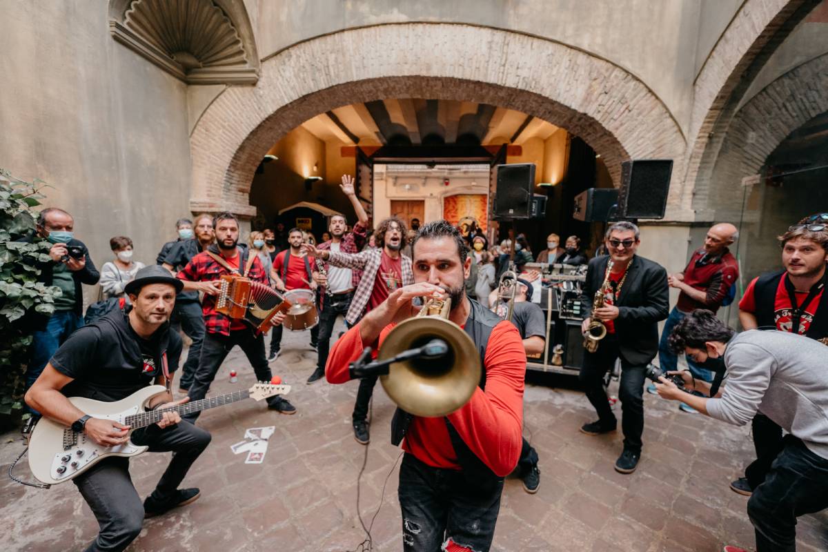 Beat Valencia tweet media