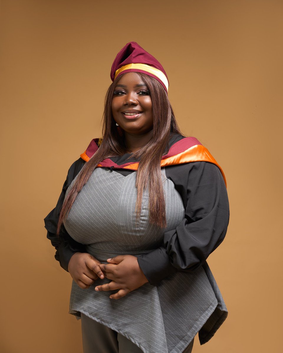 dassahtaiwo_'s tweet photo. Finally a graduate 🎓 https://t.co/u2QV992DRK