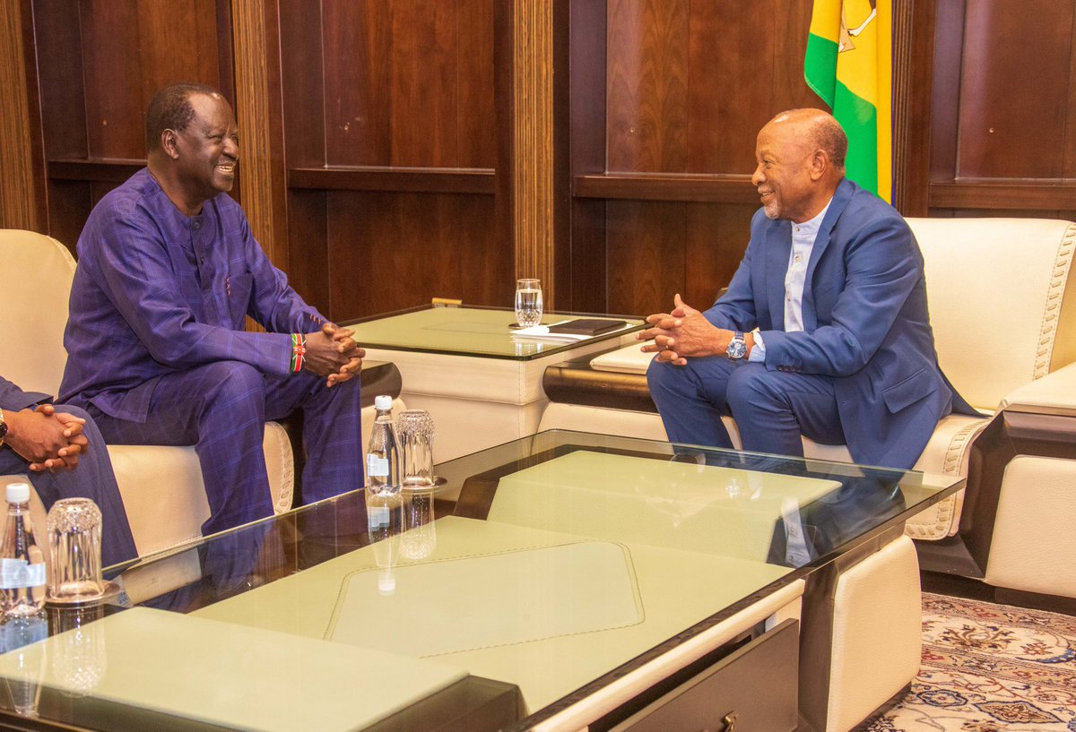 DMainaNdungu's tweet photo. Rt. Hon. Raila Odinga received by Namibia President Nangolo Mbumba at State House, Windhoek as he continues with his campaign for Chairperson of the African Union Commission.

Baba shared his vision for Africa with President Mbumba.

#Raila4Africa #Raila4AUC https://t.co/MXKuZhNLgl