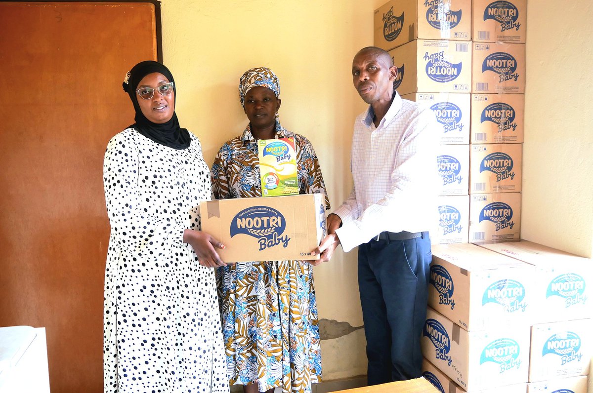 evcinitiative's tweet photo. 1/2 The Management of @evcinitiative,in collaboration with @RwandaPeaceUnit,donated porridge flour to the Early Childhood Development (ECD) center at Gasharu Cell in Kicukiro Sector, @KicukiroDistr.This activity is part of the week dedicated to promoting maternal and child health https://t.co/BAV9fx2lNr