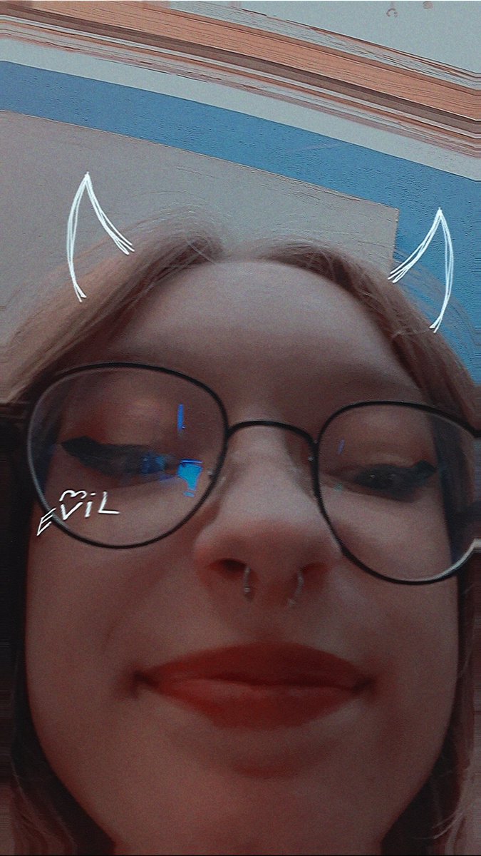 KapiouL's tweet image. ♥️EN LIVE♥️

Go sur du tft 🥸

-&amp;gt; twitch.tv/kapiouzor?sr=a