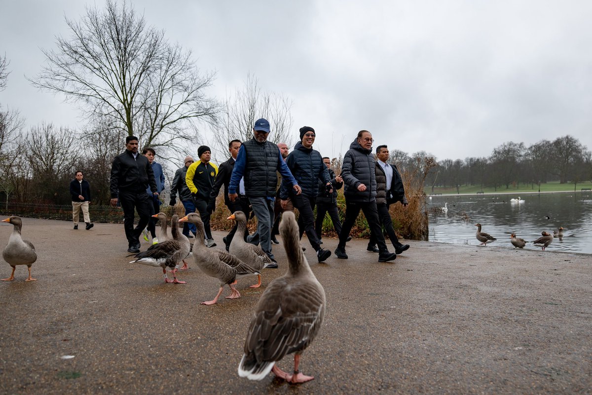 anwaribrahim's tweet image. Sempat riadah santai sebelum memulakan tugasan rasmi di London UK, hari ini.

#MalaysiaMADANI