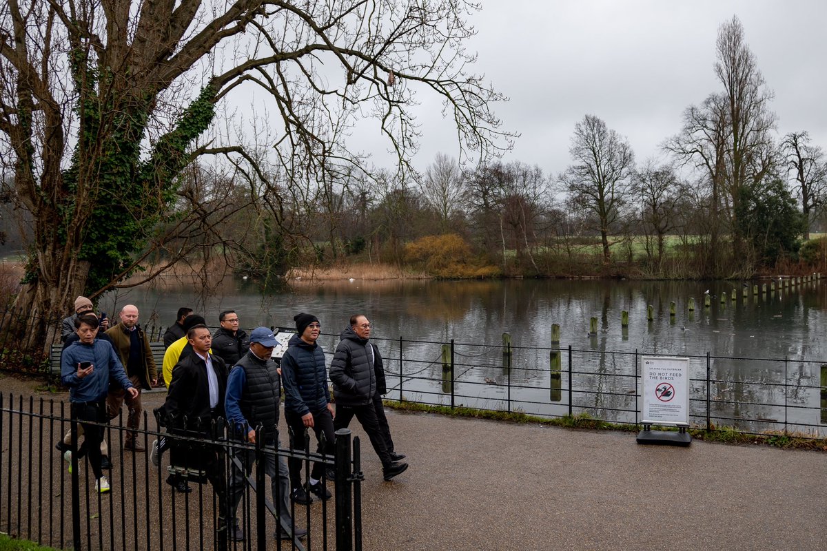 anwaribrahim's tweet image. Sempat riadah santai sebelum memulakan tugasan rasmi di London UK, hari ini.

#MalaysiaMADANI