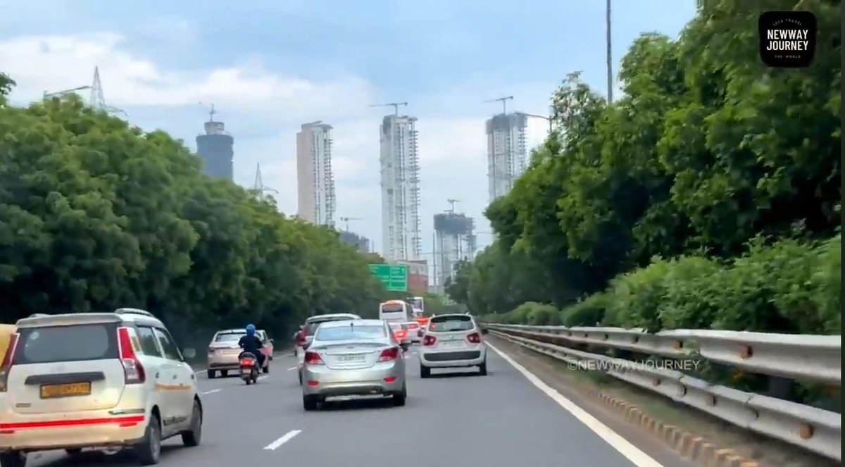 Noida Expressway will be overwhelmed with Jewar airport launch. Need earliest decision on parallel expressway asap. 

For now least the Yamuna pusta road need to be rebuilt asap <a href="/CeoNoida/">CEO, NOIDA Authority</a> @ChiefSecy_UP <a href="/NHAI_Official/">NHAI</a> <a href="/nitin_gadkari/">Nitin Gadkari</a> <a href="/CeoYeida/">Ceo Yeida</a>