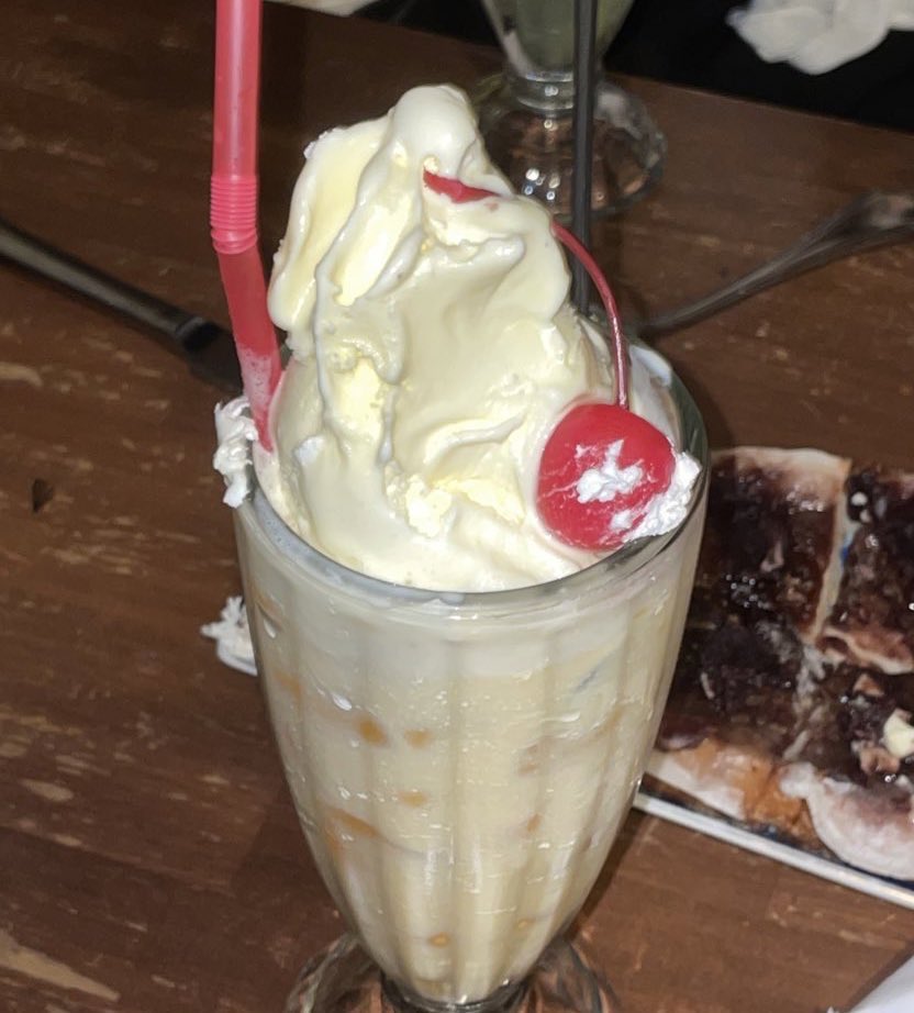 __una98's tweet photo. 喫茶ネグラ🍨 https://t.co/JetZw8L1R5