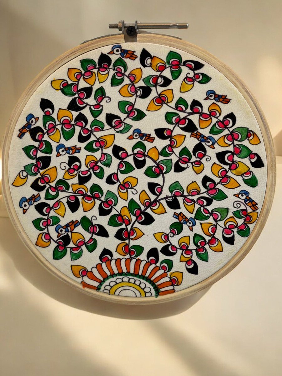 ArpitTewari7's tweet photo. Celebrate Indian Craftsmanship! 🇮🇳

Our handpainted leather wall frames are more than decor—they’re a tribute to India’s rich heritage, supporting Make in India.
Let’s uplift our artisans together!

Shop now: https://t.co/fHuNmnEAka

#MakeInIndia https://t.co/SEAwdBKAuN