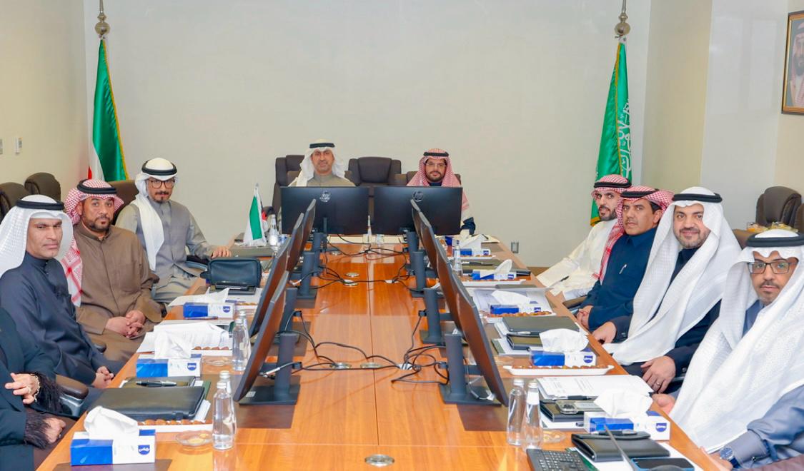 اللجنة المشتركة الدائمة الكويتية - السعودية تناقش تقارير العمليات البترولية بالمنطقة المقسومة في مقر عمليات الخفجي بالسعودية

- تم خلال الاجتماع استعراض الخطط الاستراتيجية والمشاريع الرئيسية القائمة والمستقبلية

ow.ly/LQli30sJj03

<a href="/moo_kw/">وزارة النفط</a>
#كونا #الكويت