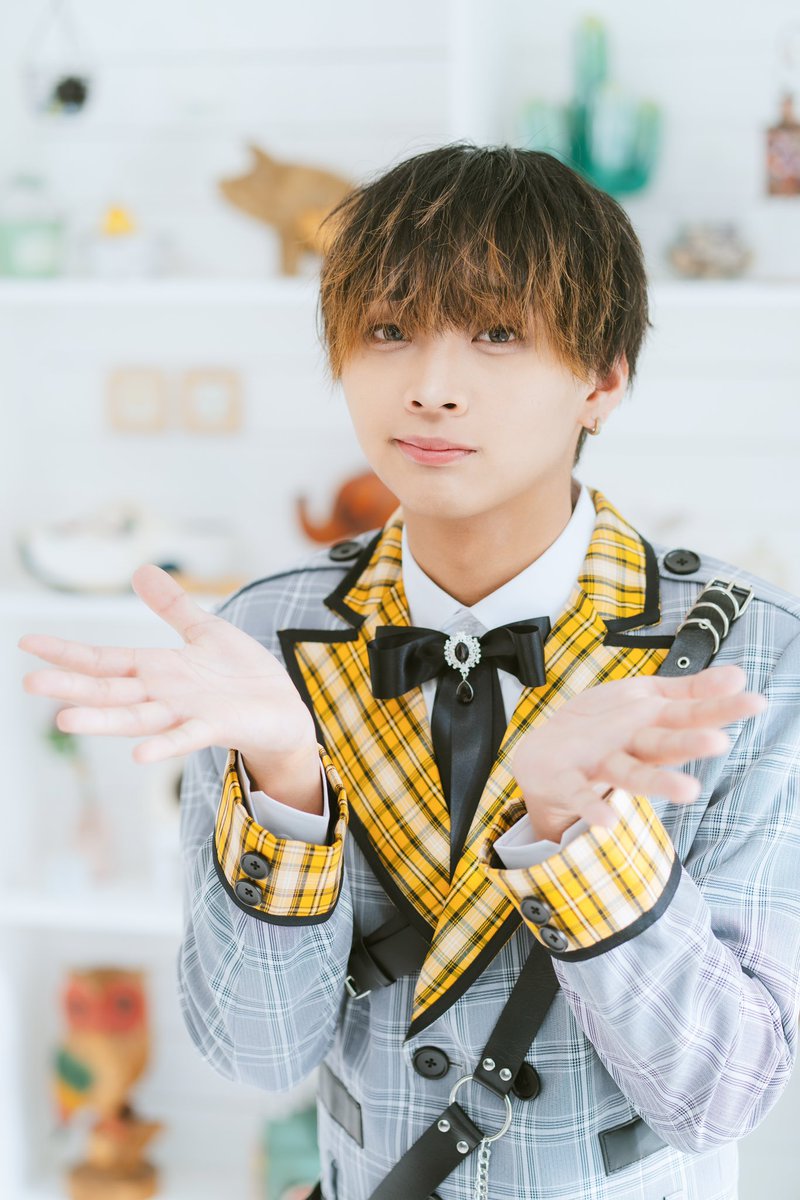 chooseme0203's tweet photo. Member Profile
⟡.· ⎯⎯⎯⎯⎯⎯⎯⎯ ⟡.·

🤍 ⋆⸜ ⸜ かなと  ⸝‍ ⸝‍⋆ @chume_kanato
🎂06.25
「僕が君の存在証明になるよ🕊」

💛⋆⸜ ⸜ なぎさ  ⸝‍ ⸝‍⋆@chume_nagisa
🎂02.03
「アイドル1年生！末永くよろしくね💛」

【♡➕RT🟰500】NEXT全体アー写公開 https://t.co/KXXTauqFOz