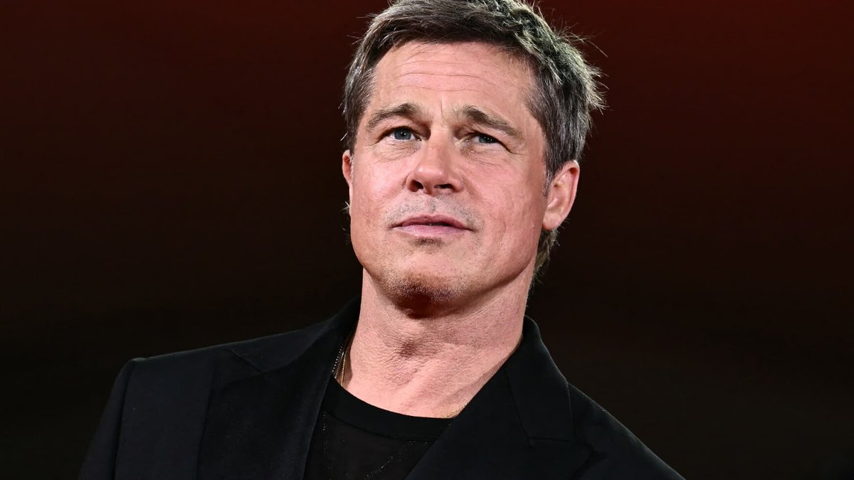 BFMTV's tweet photo. Brad Pitt met en garde ses fans, après l'histoire d'une Française arnaquée de 830.000 euros
https://t.co/Pwv7ynftXK https://t.co/0p7DrF108a