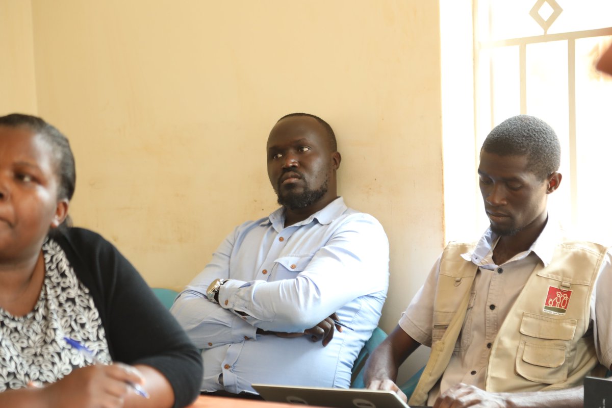 refugeelawproj's tweet photo. "Because of the value for the money from donors, we make sure the district leadership is aware of all activities being implemented by the partners". District Chairperson, Kiryandongo District during @DutchMFA #Donorvisit  @RefugeesUganda https://t.co/eb0zm9AWij