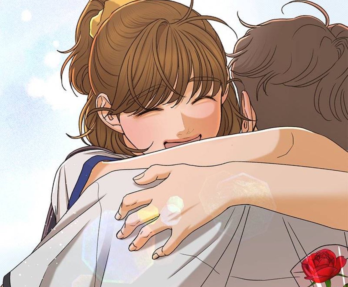 haerusb's tweet photo. the way he asked for a hug was so cute. They really are the most wholesome couple ever🥹 https://t.co/KGjpYfGnsa