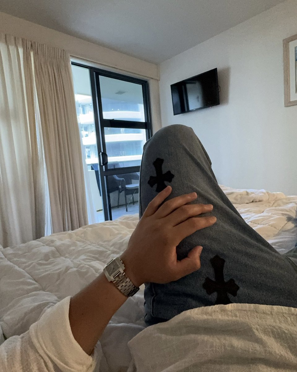 _Sam_Ecom's tweet image. $10,000 on day 1 from a product test is light work now.

The old guru methods are outdated and don’t work anymore, so I’m dropping the REAL sauce.

Want my product testing method? Retweet + comment, and I’ll send it over ASAP