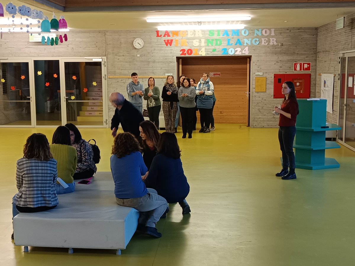 E4projectEU's tweet photo. On the 10th of January, the Faculty of Education of @unibz organised e^4 Multiplier Event at "Alexander Langer" Primary School in Bozen. Teachers had the opportunity to discover and experience the power of e^4 imaginative tools 💥 https://t.co/JZtMBfKi67