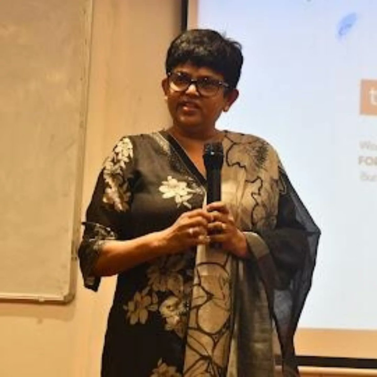 beyondcarlton's tweet image. 63 BESCOM linemen &amp;amp; 1 linewoman attended a workshop by BEYOND CARLTON &amp;amp; Mahabodhi Burns Center, supported by TD Power Systems.

Key focus: Safety practices, teamwork, &amp;amp; emergency response to prevent electric burns.

@NammaBESCOM @KarFireDept