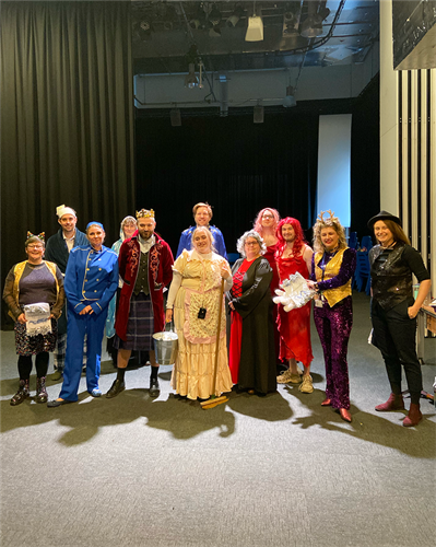 🎭 On Thursday, December 19th, our amazing staff put on a fantastic Cinderella panto for our Year 7 students! 🎉 A huge thank you to Miss Henry-Moore for organizing the show and to all the staff who participated! 👏✨ #CinderellaPanto #SchoolSpirit