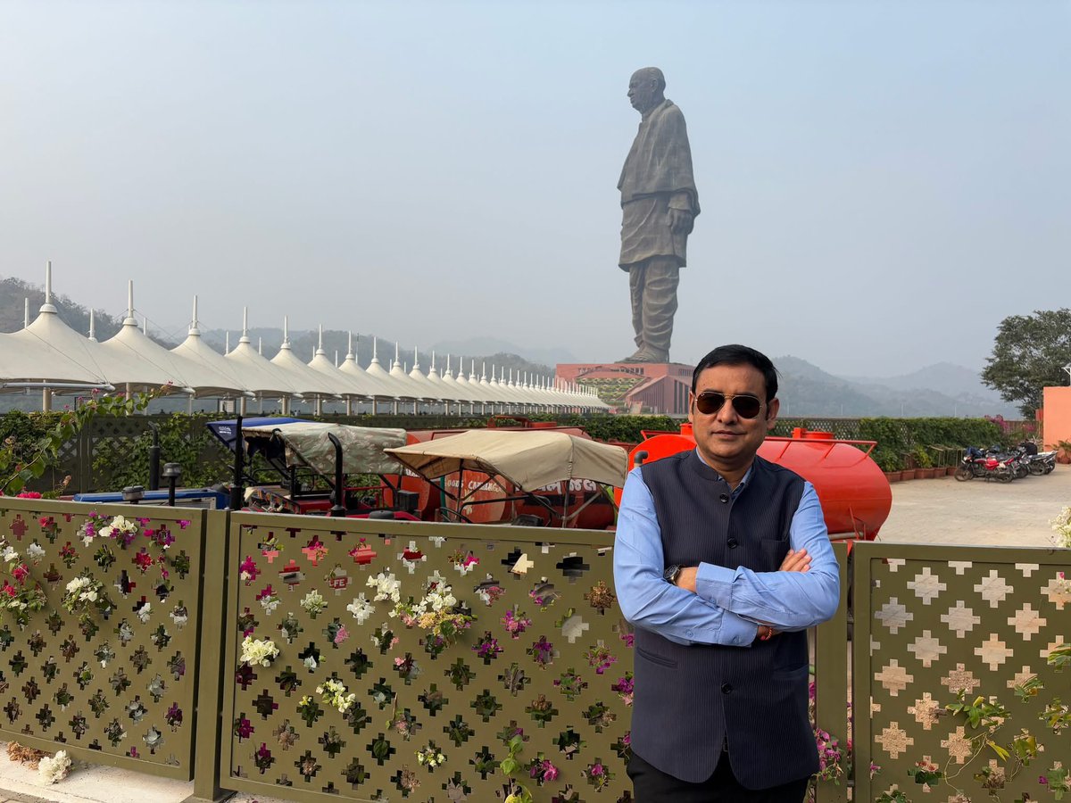Krishna Kumar Yadav (@kkyadava) on Twitter photo At the Statue of Unity-World’s tallest statue, with a height of 182 metres (597 feet), near Kevadia in the state of #Gujarat. It’s tribute to one of India's foremost Statesmen and leaders #SardarVallabhbhaiPatel.
#StatueOfUnity #Statue #SardarPatel
#KrishnaKumarYadav <a href="/souindia/">Statue Of Unity</a> At the Statue of Unity-World’s tallest statue, with a height of 182 metres (597 feet), near Kevadia in the state of #Gujarat. It’s tribute to one of India's foremost Statesmen and leaders #SardarVallabhbhaiPatel.
#StatueOfUnity #Statue #SardarPatel
#KrishnaKumarYadav <a href="/souindia/">Statue Of Unity</a>