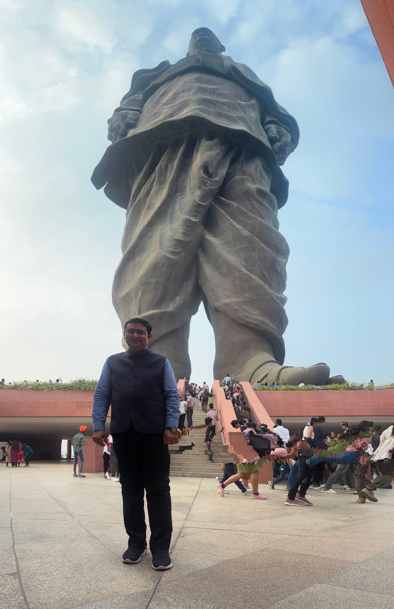 kkyadava's tweet image. At the Statue of Unity-World’s tallest statue, with a height of 182 metres (597 feet), near Kevadia in the state of #Gujarat. It’s tribute to one of India&apos;s foremost Statesmen and leaders #SardarVallabhbhaiPatel. 

#StatueOfUnity #Statue #SardarPatel 
#KrishnaKumarYadav @souindia