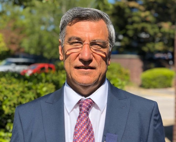 New podcast: Dr. Nooralhaq Nasimi MBE struggled against the Soviets and the Taliban before fleeing to the UK with his family in 1999 where he founded the Afghanistan and Central Asian Association (ACAA).
refugeeradio.org.uk/2025/01/14/nas…