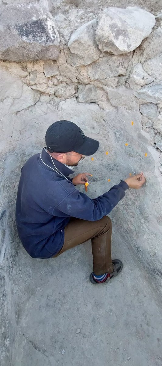 🏛️ Gevale Kalesi 🏛️

Takkeli Dağ’da bulunan Gevale Kalesi, birçok tarihi dönemin önemli muhafız kalelerinden biridir. Kazısı tamamlanan bölümlerde restorasyon çalışmaları devam etmektedir . 

Fotoğraf ve açıklama <a href="/karaaslanfrkn/">F U R K A N</a> 📸

#sehrininfarkınavar #konya 📌