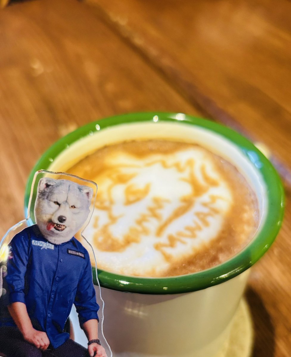 Noru_wgfc29's tweet photo. ライブ前にカフェでアートラテを☕️
めちゃめちゃかわいかったな〜🥰店員さんの技術すごすぎる🫣
ラ後はカッコよすぎるボーンズカーとラで締めくくり🤭
まだまだ余韻は続いてます🫠ライブノヒニモドリタイ
#NOMATTERLIVE
#タナパイはお借りしました🤭
#ボイさんとリブちゃんかわいすぎる https://t.co/BSASVqw35p