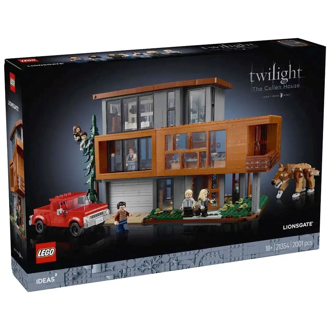 preterniadotcom's tweet photo. LEGO Ideas Twilight: The Cullen House official product photography. Should go up February 1st. https://t.co/QD9Y2xk80q