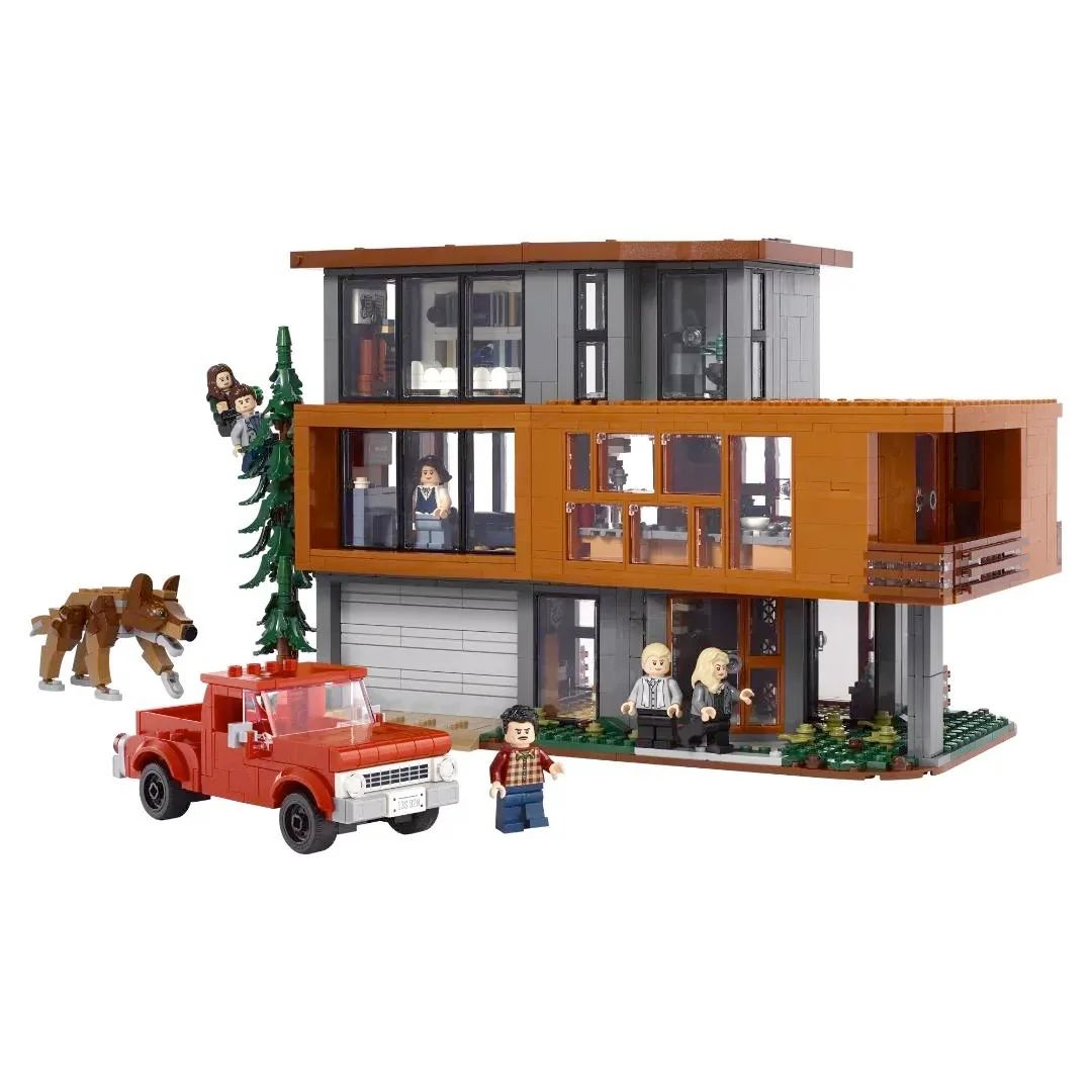 preterniadotcom's tweet photo. LEGO Ideas Twilight: The Cullen House official product photography. Should go up February 1st. https://t.co/QD9Y2xk80q