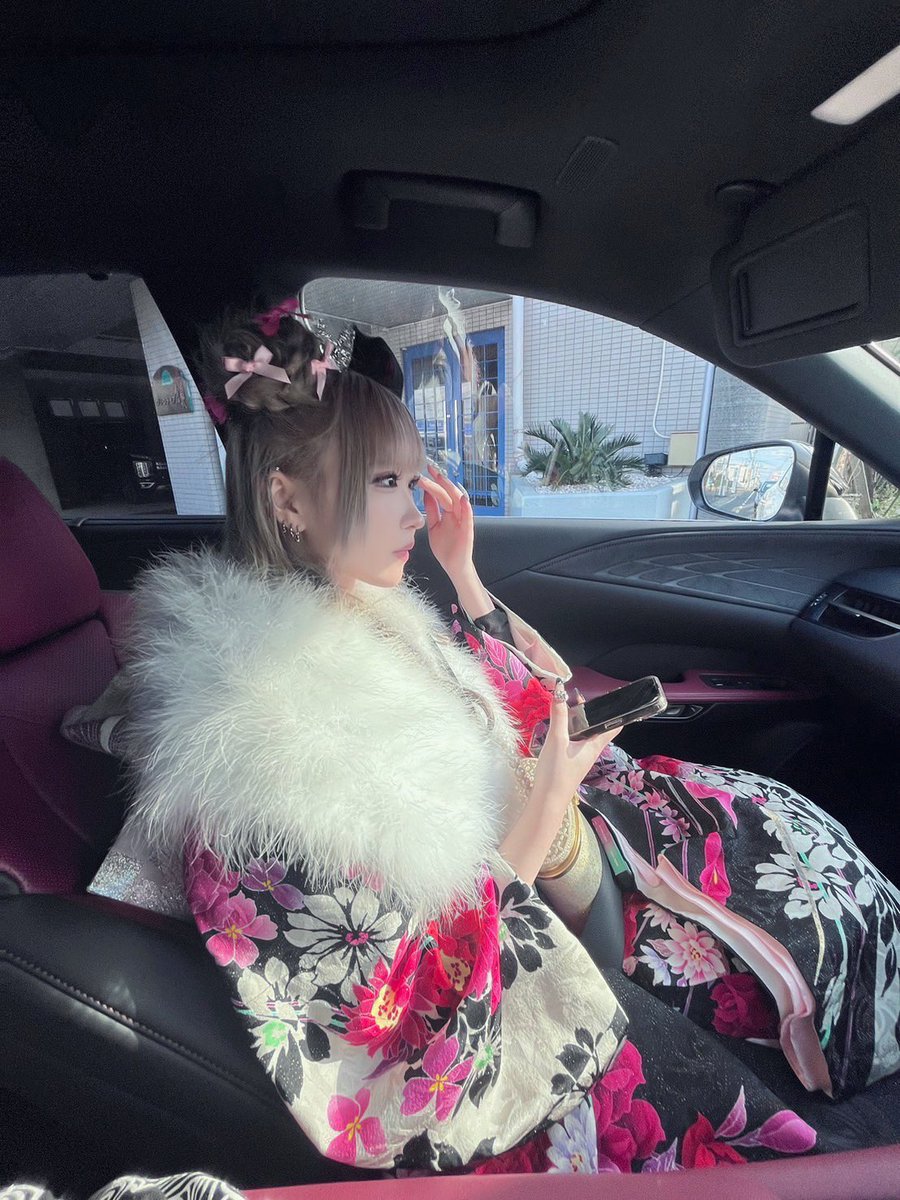 1ovelesS2's tweet photo. 死ぬほど憎んだ奴からよかったねと言われた
一緒に写メまで撮ったし呆気取られてヘコんだ https://t.co/MdkFYGgRnv