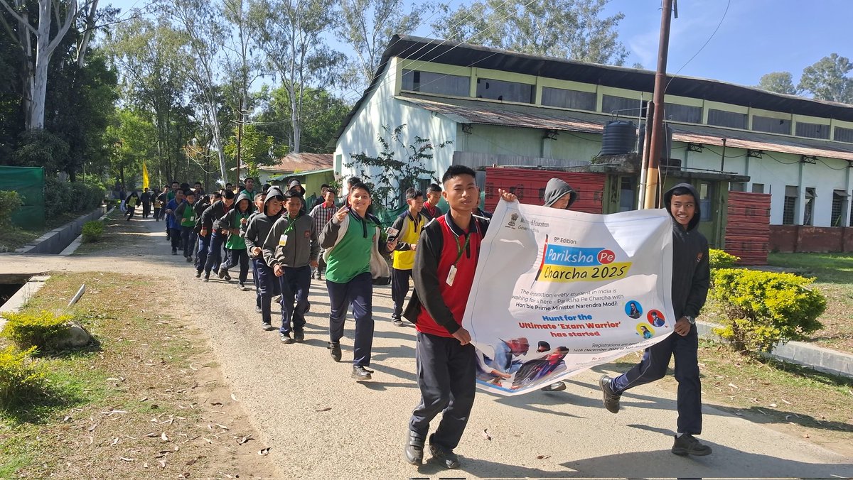 ImphalKv2's tweet photo. #Marathonrun We the students of KV No.2 Imphal are ready to participate in #ppc2025.All the students have already registered and eagerly waiting for this year's #exammantras. https://t.co/hF7gZUeJVa