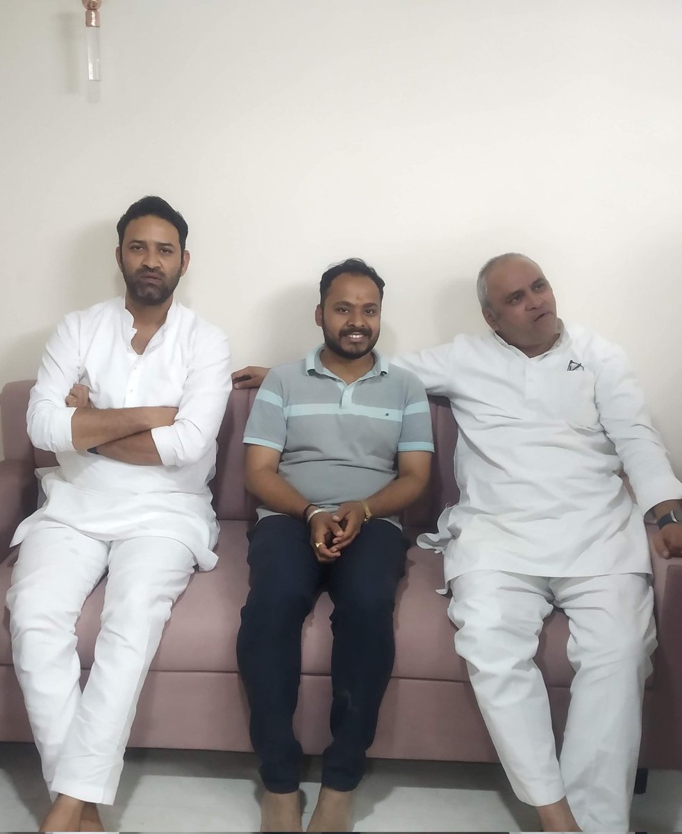 ujjaval_sen's tweet photo. पूर्व केंद्रीय मंत्री पूर्व कांग्रेस प्रदेश अध्यक्ष आदरणीय अरुण यादव जी भैया को जन्मदिन की हार्दिक बधाई शुभकामनाएं @MPArunYadav https://t.co/sseCrNEG94