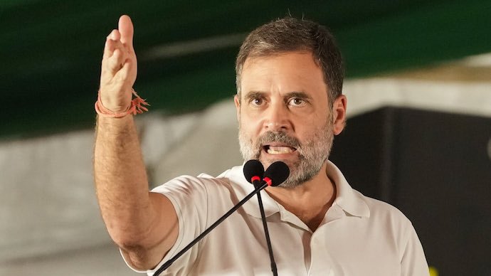 vijaygajera's tweet photo. Rahul Gandhi!

The best politician in our galaxy!

Retweet if you agree! https://t.co/Kd41T23gpW