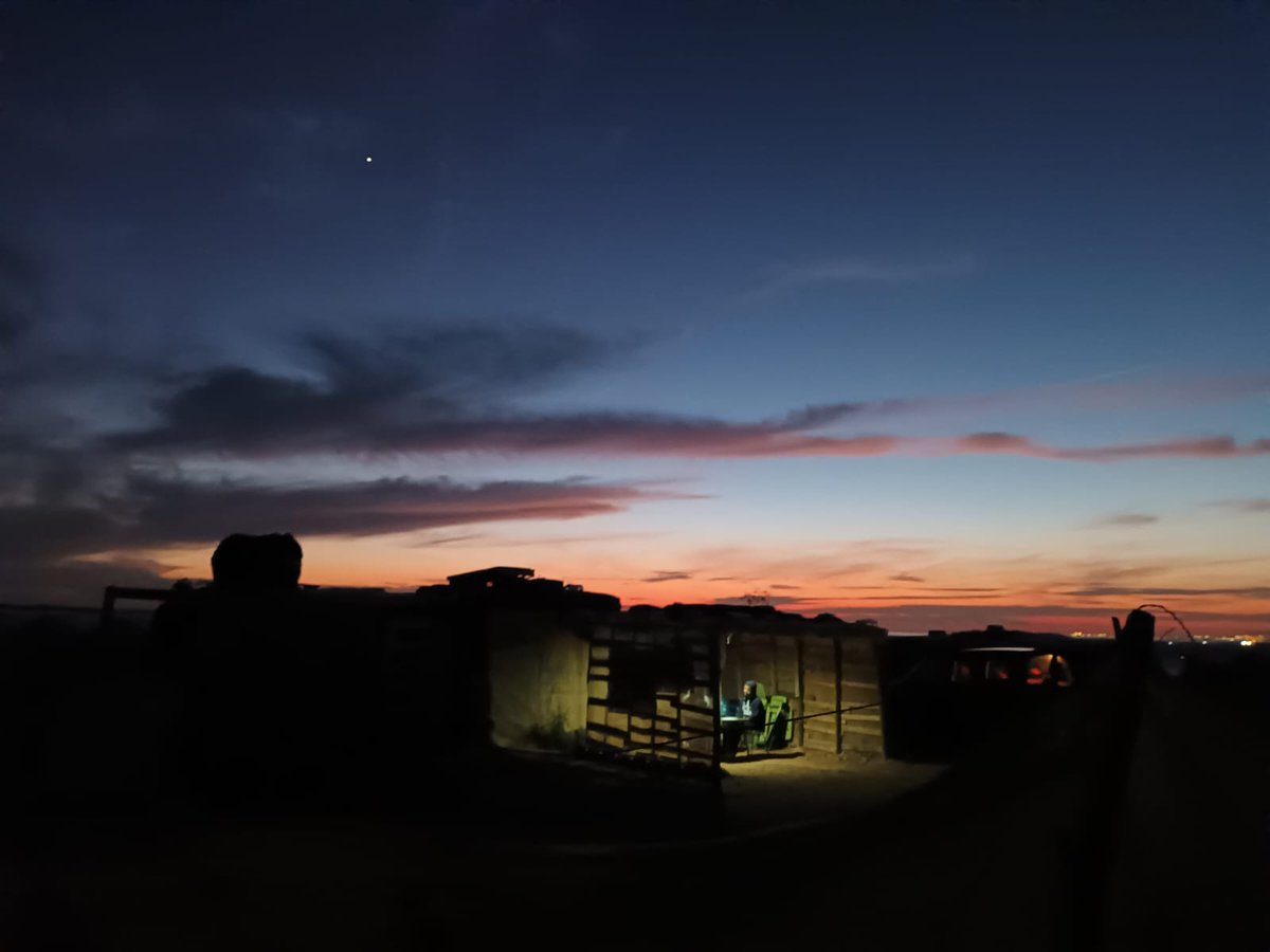 As an environmental scientist by training, I'm used to the privilege of doing field work in beautiful locations, but this stark location (a slum in the greenhouses in Almería) was beautiful because of the amazing people who participated in our study

#Fieldwork #landscape #socSci