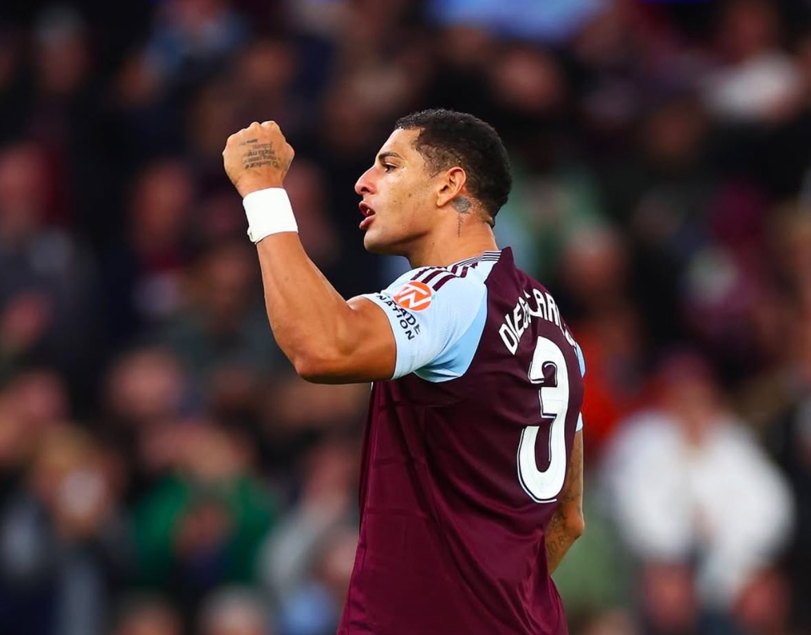 FabrizioRomano's tweet photo. 🚨🇧🇷 Galatasaray have approached Aston Villa to ask for Brazilian CB Diego Carlos.

Talks start as Diego Carlos can still leave Aston Villa with several options open.

He won’t be part of Loic Badé deal with Sevilla despite reports. ❌ https://t.co/cIlHBerKAW