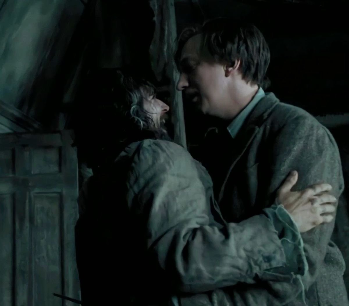 cteruu's tweet photo. Hilo de momentos que van a perdurar en mi cabeza para siempre:
 
1. Lo gays que son Sirius y Remus https://t.co/l6LWt1ytTr