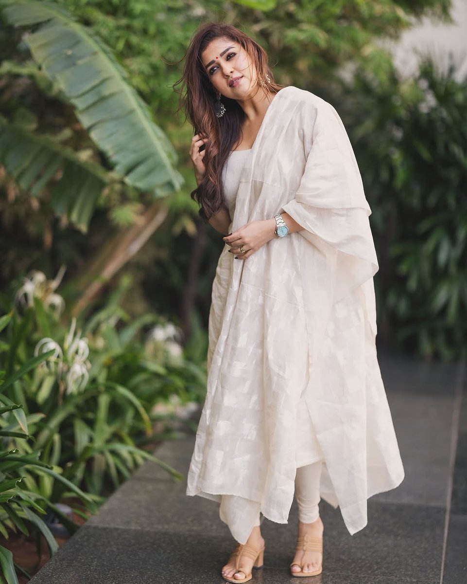 NayantharaU's tweet photo. 🤍🤍 https://t.co/twQPUjbTdv