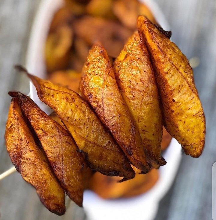 Tspiceskitchen's tweet photo. To the genius who discovered dodo 🤩,  

God has a special golden mansion reserved in heaven for you!  

Dodo is so top-tier and no one can resist it! 

And honestly, anyone who doesn’t like plantain is a walking red flag! 😂 https://t.co/G6ytC1GHP5
