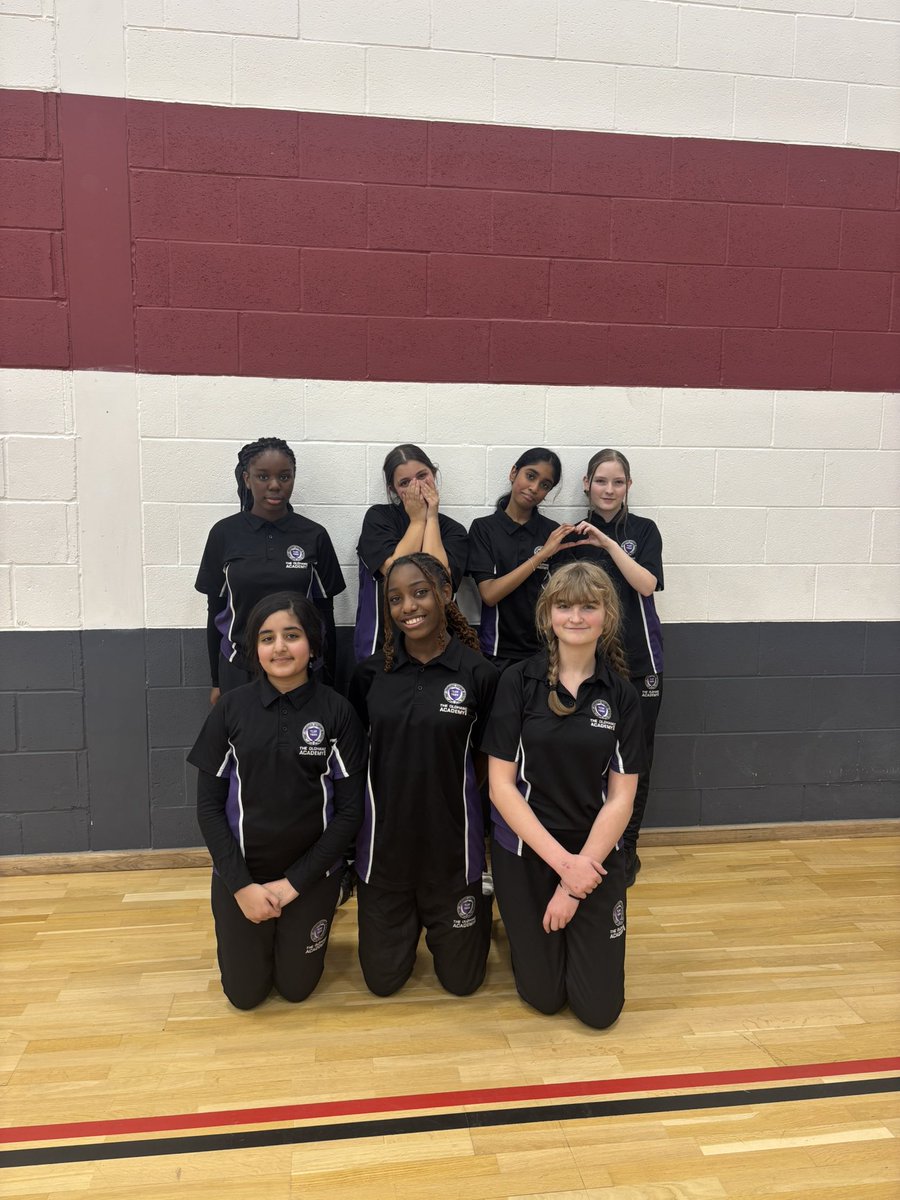 TOAN_PE's tweet photo. Our Y8 & Y9 Netball Teams from last nights matches @TheRadclyffe.
What an amazing effort from our ladies.
Y8 won 9-2 and Y9 won in the last minute with a score 5-4.
Players of the match:
Y8 Kayla
Y9 Cheryl
#toan #mastery #endurance @OldhamAcademy https://t.co/MGNTk5wmOe