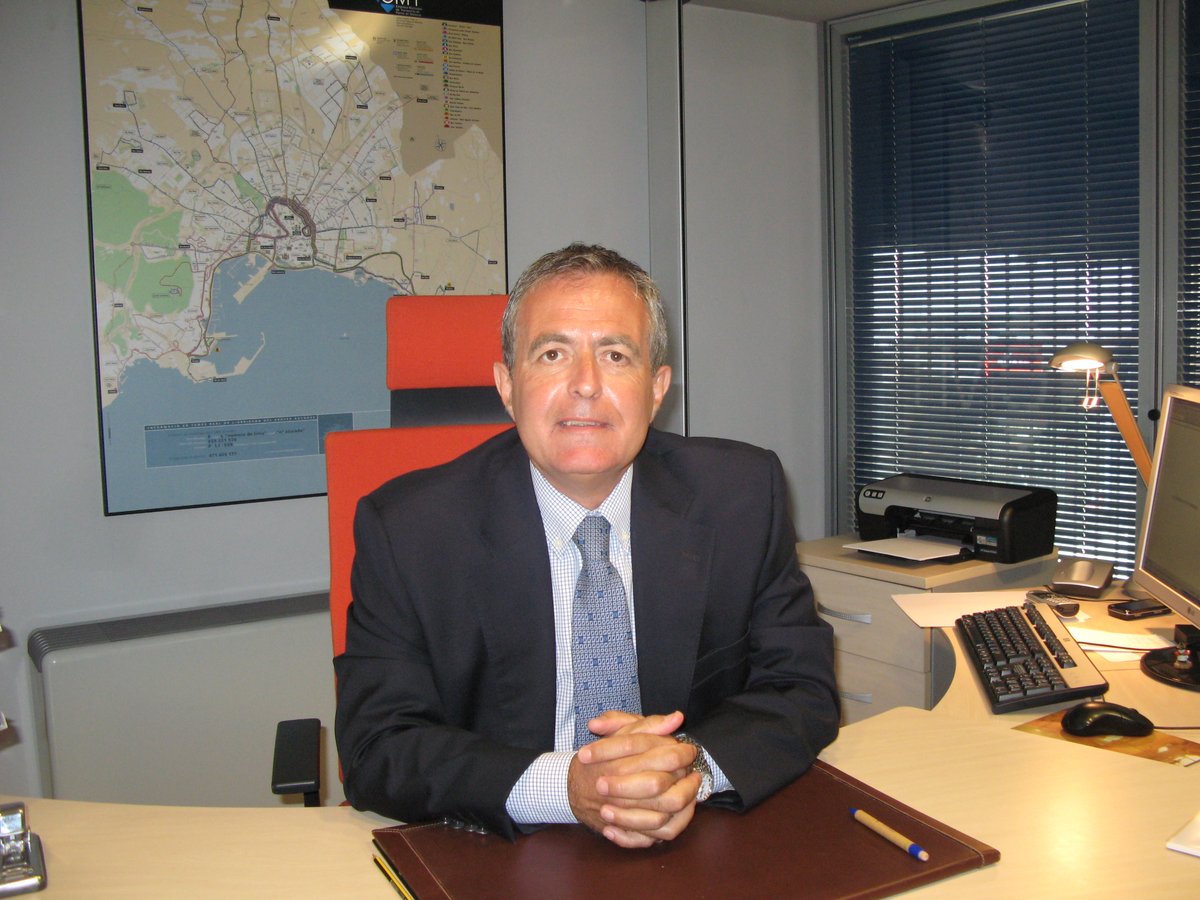 EMT_Palma's tweet photo. En record i reconeixement a Juan Iglesias Marroig, que fou director de l'EMT Palma entre 2011 i 2015. Acompanyam els seus familiars i amics en tan tristos moments. 

Demà, dijous 16 de gener, es celebrarà una missa en la seva memòria a les 19:00 hores a l'església Parròquia de Santa Teresa del Niño Jesús  (Santa Teresita) a Son Armadams.

En recuerdo y reconocimiento a Juan Iglesias Marroig, que fue director de la EMT Palma entre 2011 y 2015.
Acompañamos a sus familiares y amigos en estos momentos tan tristes. 

Mañana, jueves 16 de enero, se celebrará una misa en su memoria a las 19:00 horas en la Parroquia de Santa Teresa del Niño Jesús (Santa Teresita) de Son Armadams.