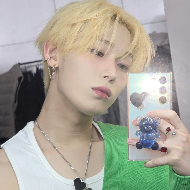 ourssunoo's tweet photo. jakenoo some tweet au.
—  jualan🔞

by ourssunoo https://t.co/Mlizwqym0B