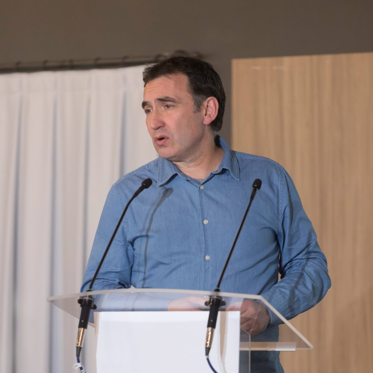 hazifundazioa's tweet photo. Josu Garaialde, director de Promoción Sectorial, ha reflejado la situación actual del sector vitivinícola durante el Encuentro #RiojaAlavesa celebrado hoy en Laguardia, donde también ha participado el director de HAZI, Raimundo Ruiz de Escudero. #ARDOA
📎 https://t.co/evj6VfqJFc https://t.co/xowTlFmJoi