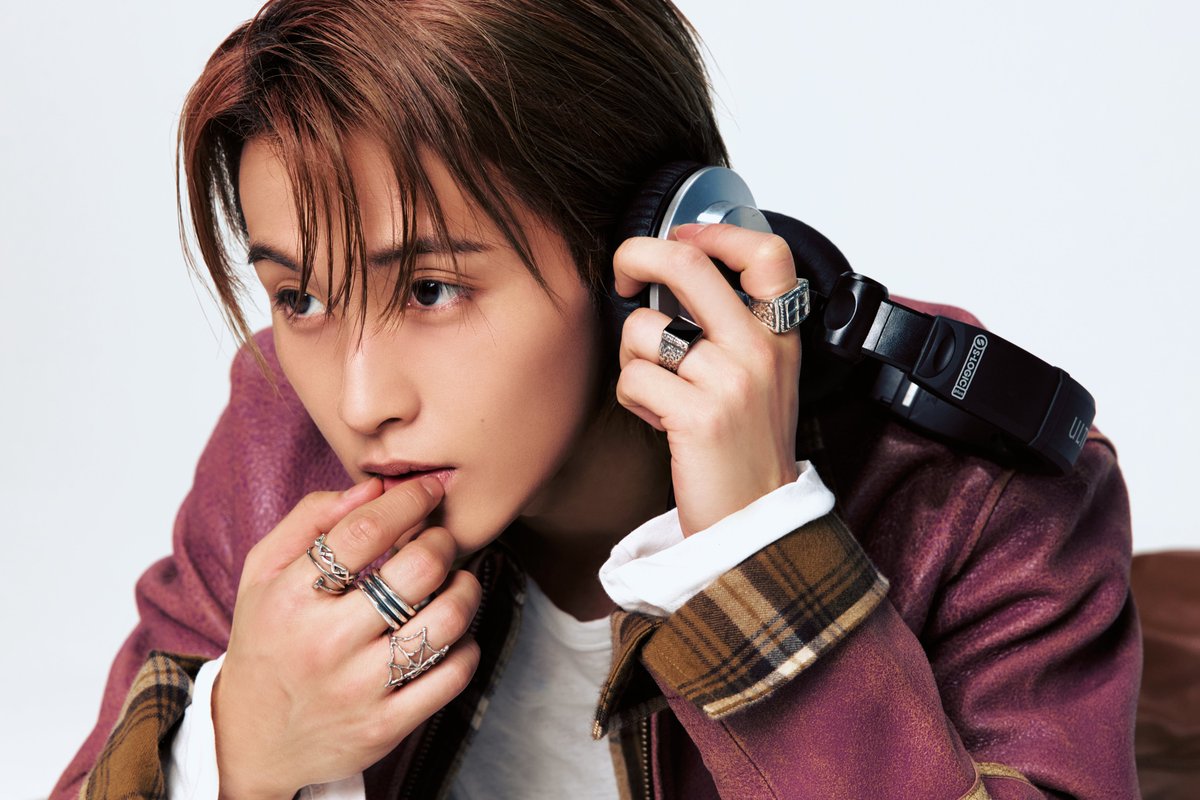 SMTOWN tweet media