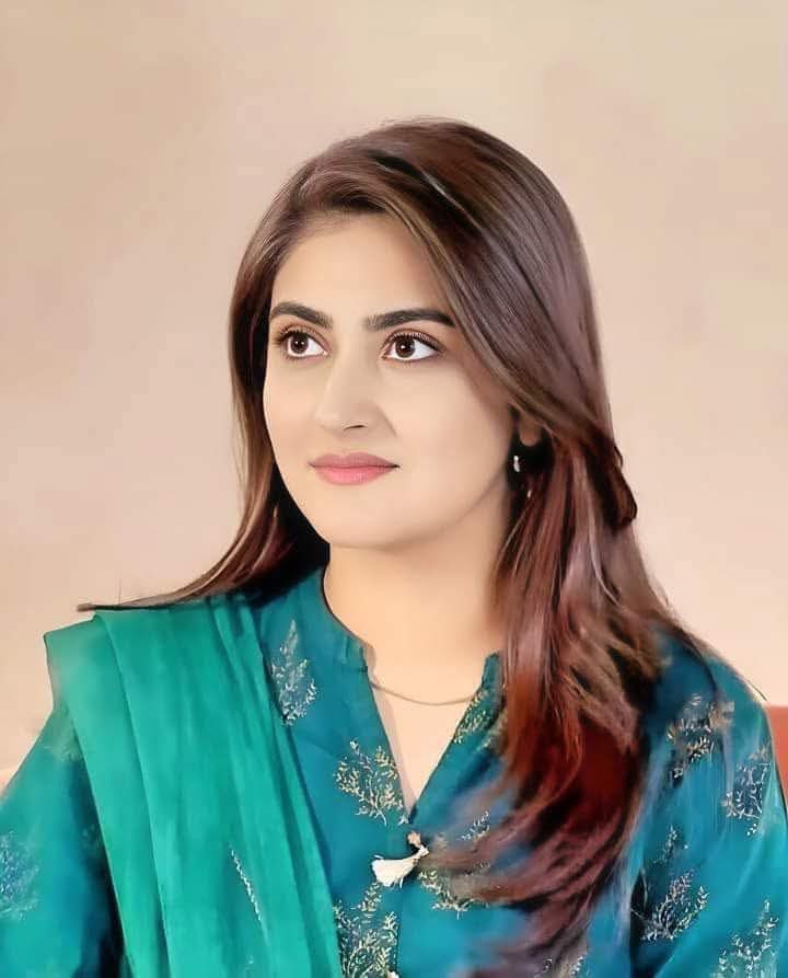 شرم دہشت جھجھک پریشانی ناز سے کام کیوں نہیں لیتیں
 آپ ،وہ ،جی، مگر یہ سب کیا ہے تم مرا نام کیوں نہیں لیتیں. 
<a href="/Osm004/">🇴 🇸 🇲</a>
#کپتان_اکیلا_کافی_ہے