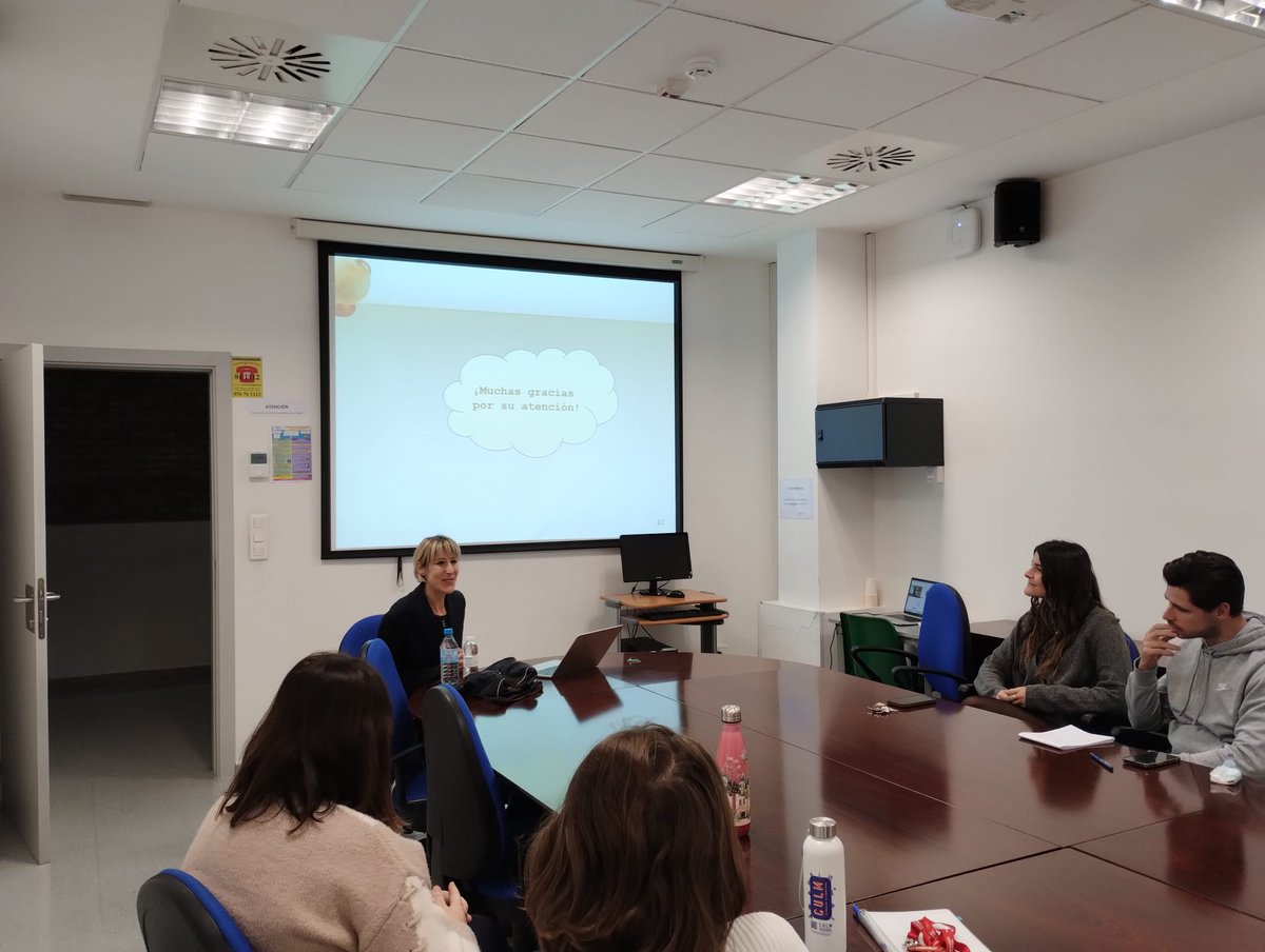 BagBusiness's tweet photo. 🎉 What a fantastic session at the #VIIBBS!
💻 Alessandra Zanardo presented her research: “Una panorámica de las herramientas de alerta temprana en Italia.”
A big thank you to our amazing audience for your engagement! 🙌

Stay tuned for more events! 🔜 https://t.co/iXFxGI6cOp