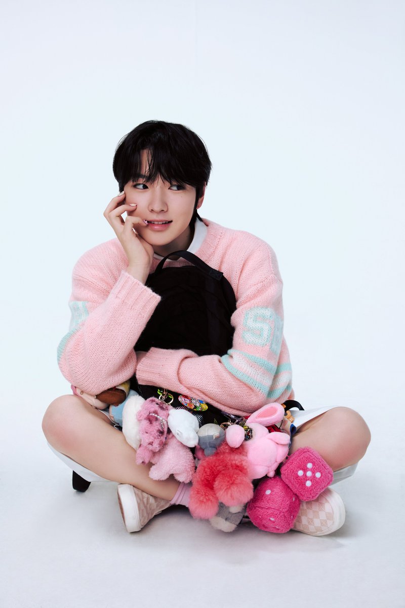 SMTOWN tweet media