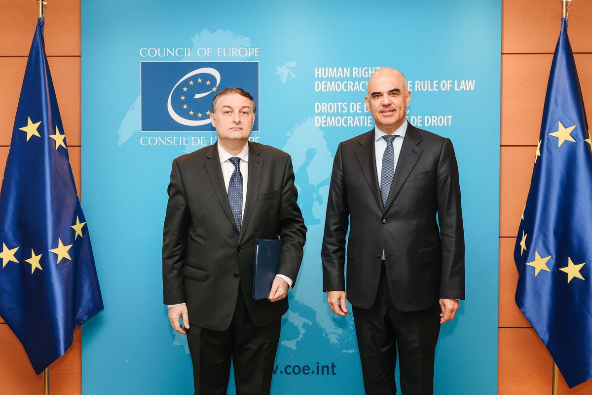 Présentation des lettres de créances au <a href="/coe/">Council of Europe</a> SG <a href="/alain_berset/">Alain Berset</a> et prise de fonctions de l'Ambassadeur  Nicolas Sigalas, qui a réitéré l'engagement de la 🇬🇷en faveur des valeurs du <a href="/coe/">Council of Europe</a> et a exprimé sa volonté de continuer à coopérer avec le SG et tous les organes de <a href="/coe/">Council of Europe</a>.